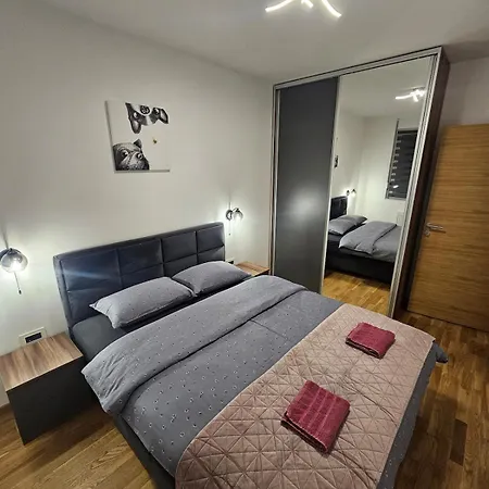 Relax & Enjoy Apartment Novi Sad