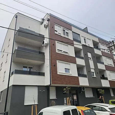 Relax & Enjoy Apartment Novi Sad